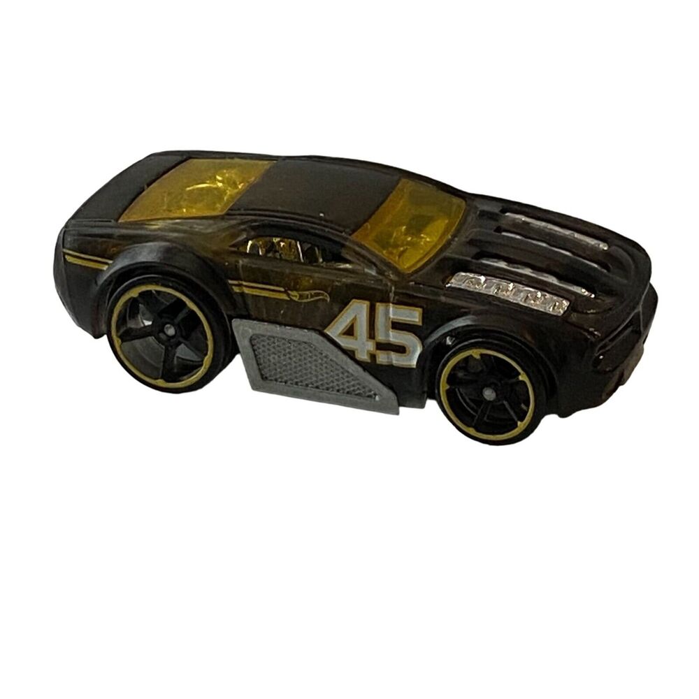 Mattel Hot Wheels Horseplay 45 Races Aces Mini Diecast Car 2004 Black
